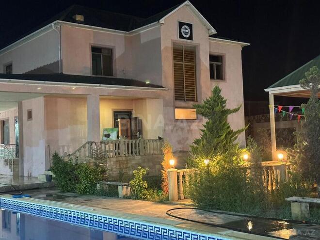 5 otaqlı həyət evi/bağ evi - Şüvəlan q. - 320 m² (15)