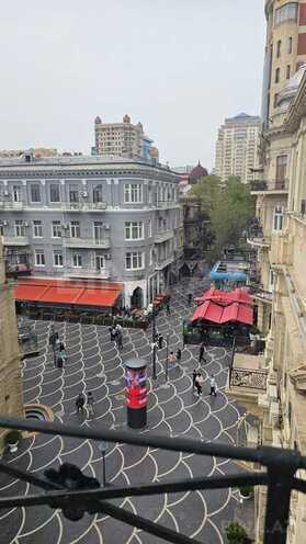 Продаётся 5-комн. вторичка 220 м², м. Сахил, photo 3 from 11