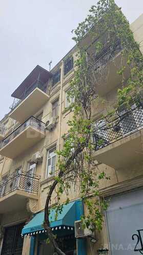 Продаётся 5-комн. вторичка 220 м², м. Сахил, photo 1 from 11