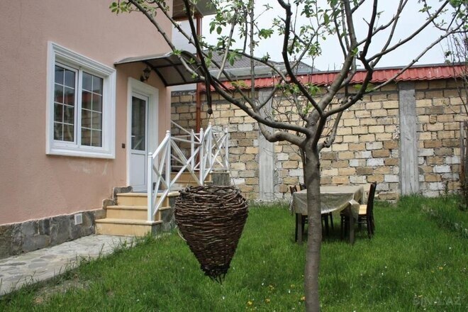 2 otaqlı həyət evi/bağ evi - Qəbələ - 50 m² (1)
