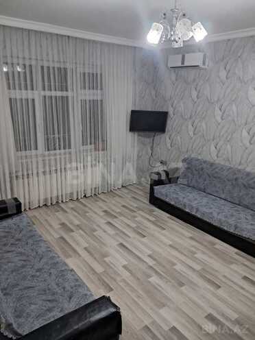 5 otaqlı həyət evi/bağ evi - Şüvəlan q. - 200 m² (9)