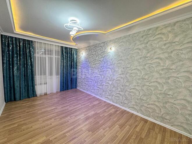 3 otaqlı köhnə tikili - 7-ci mikrorayon q. - 80 m² (1)