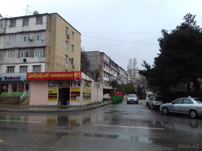 2 otaqlı köhnə tikili - 8-ci mikrorayon q. - 47 m² (1)