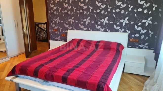 5 otaqlı həyət evi/bağ evi - Mərdəkan q. - 350 m² (23)