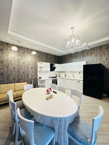 6 otaqlı həyət evi/bağ evi - Bilgəh q. - 400 m² (15)