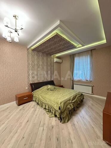 6 otaqlı həyət evi/bağ evi - Bilgəh q. - 400 m² (18)