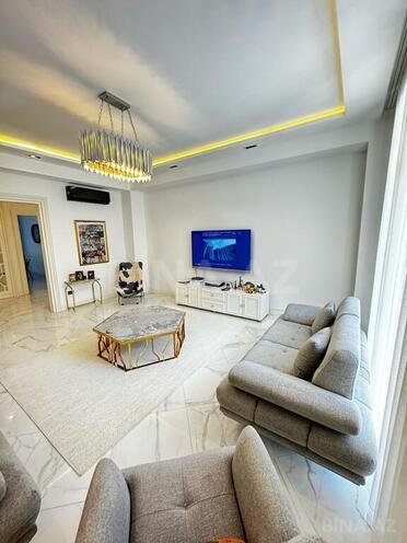4 otaqlı yeni tikili - Ağ şəhər q. - 155 m² (4)