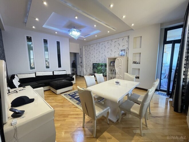 3 otaqlı yeni tikili - İnşaatçılar m. - 105 m² (6)