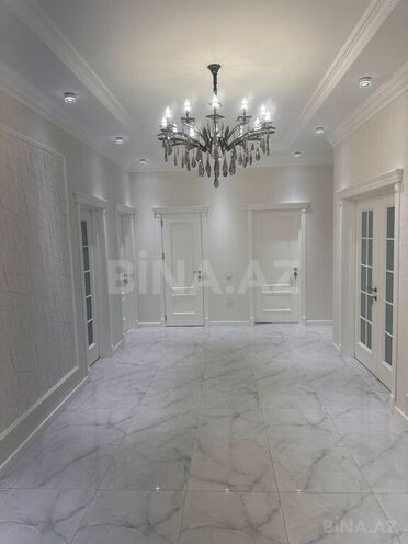 4 otaqlı həyət evi/bağ evi - Novxanı q. - 190 m² (14)