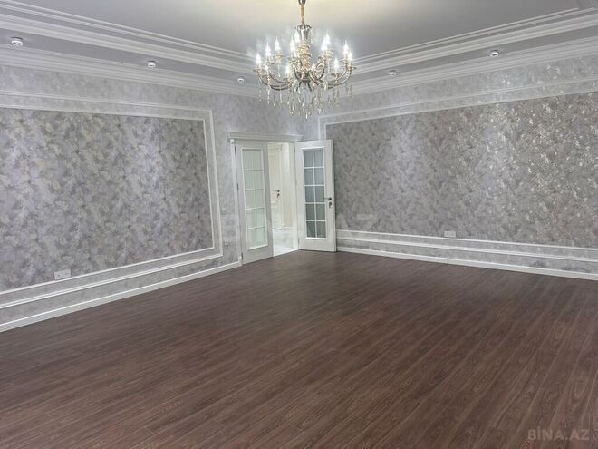 4 otaqlı həyət evi/bağ evi - Novxanı q. - 190 m² (8)