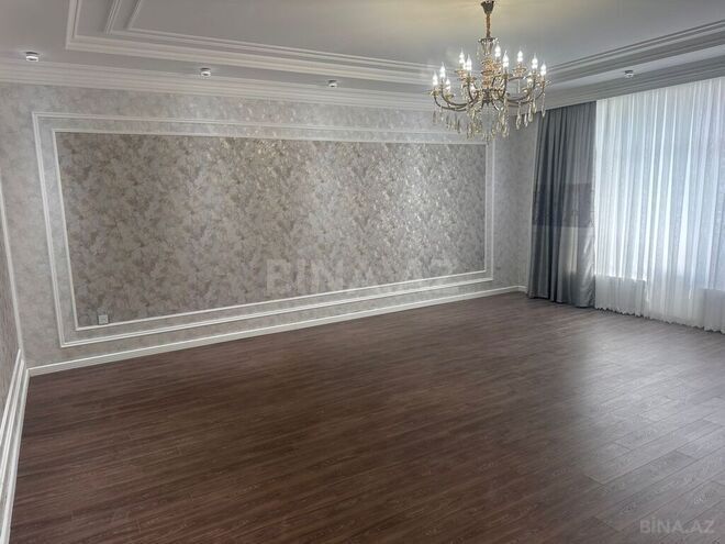 4 otaqlı həyət evi/bağ evi - Novxanı q. - 190 m² (13)