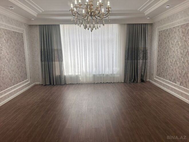 4 otaqlı həyət evi/bağ evi - Novxanı q. - 190 m² (11)