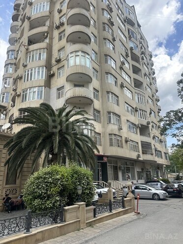 Obyekt - 28 May m. - 300 m² (1)