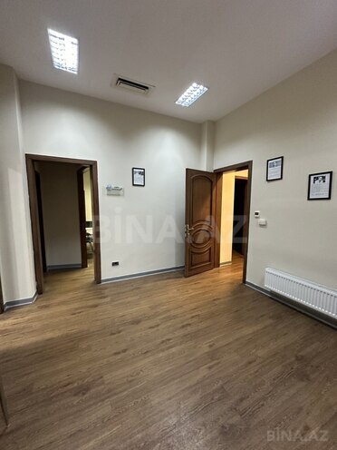 Obyekt - 28 May m. - 300 m² (16)