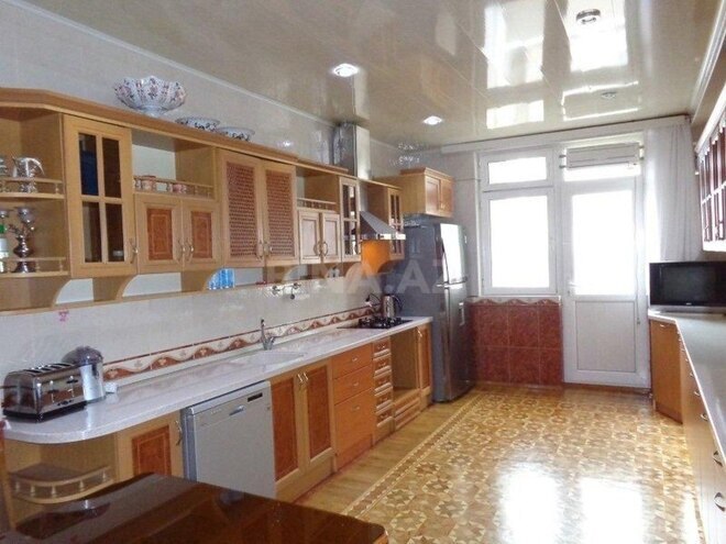 4 otaqlı yeni tikili - Nəsimi r. - 155 m² (10)