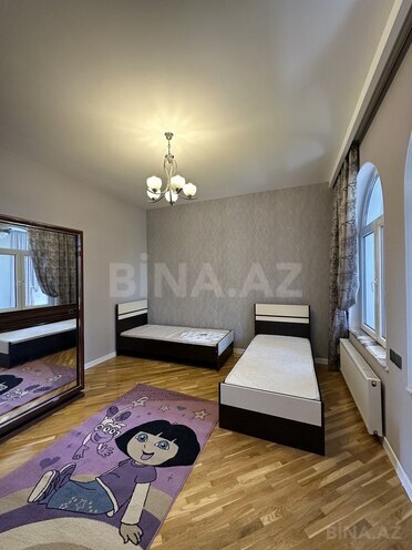 6-комн. дом/дача - пос. Вишнёвка - 300 м² (21)
