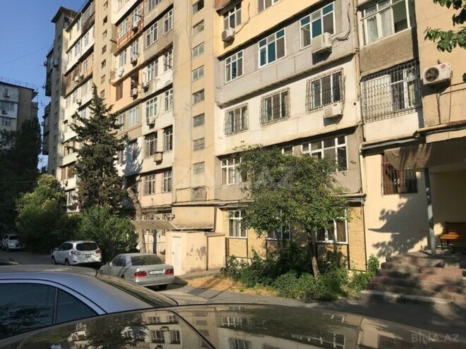 2 otaqlı köhnə tikili - Bakıxanov q. - 60 m² (1)
