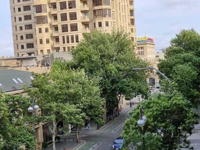 Satılır 3 otaqlı köhnə tikili 80 m², İçəri Şəhər m., photo 12 from 20