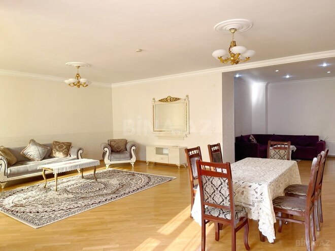 4 otaqlı yeni tikili - 28 May m. - 230 m² (1)