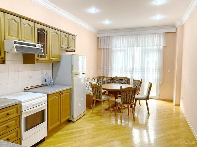 4 otaqlı yeni tikili - 28 May m. - 230 m² (14)