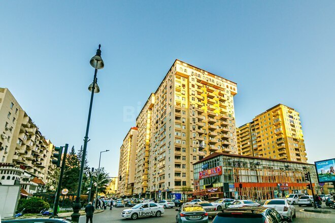 3 otaqlı yeni tikili - Həzi Aslanov m. - 147 m² (21)