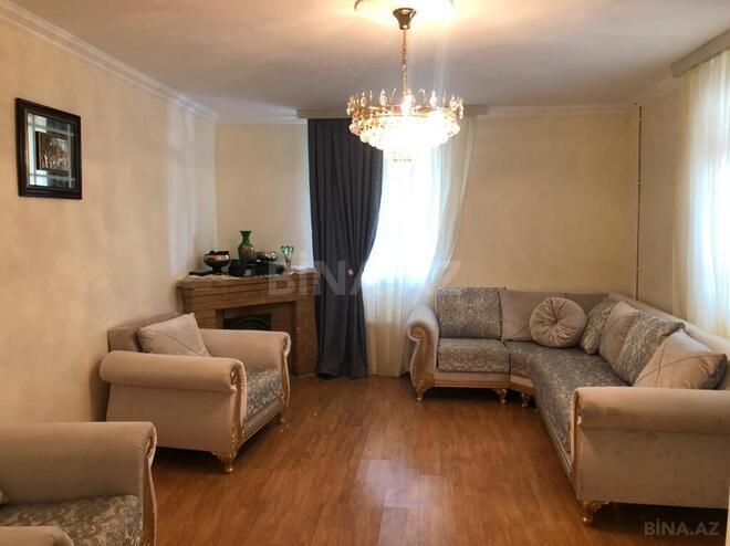 6 otaqlı həyət evi/bağ evi - Görədil q. - 350 m² (21)