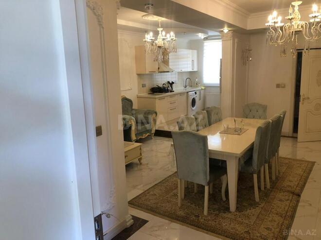 6 otaqlı həyət evi/bağ evi - Görədil q. - 350 m² (27)
