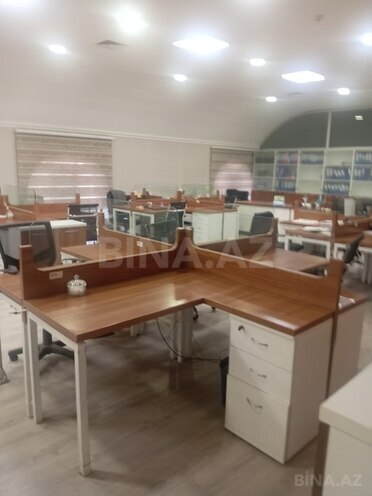 20 otaqlı ofis - Ulduz m. - 2000 m² (24)