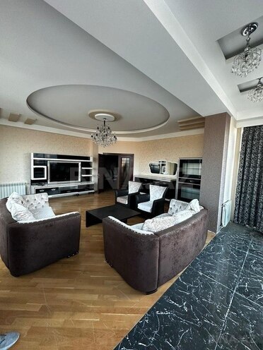 4 otaqlı yeni tikili - 28 May m. - 220 m² (1)