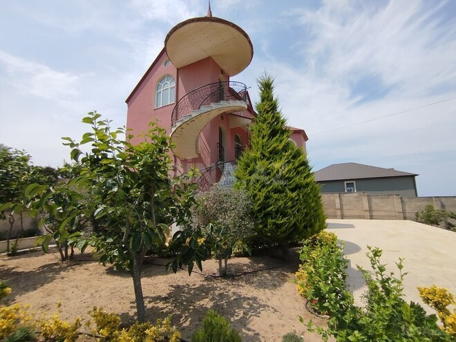 6 otaqlı həyət evi/bağ evi - Novxanı q. - 380 m² (8)