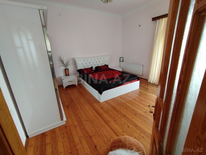 6 otaqlı həyət evi/bağ evi - Novxanı q. - 380 m² (12)