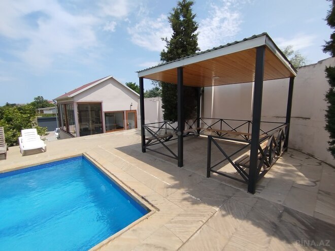 6 otaqlı həyət evi/bağ evi - Novxanı q. - 380 m² (6)