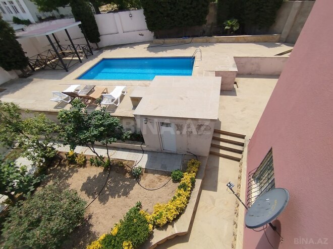 6 otaqlı həyət evi/bağ evi - Novxanı q. - 380 m² (29)