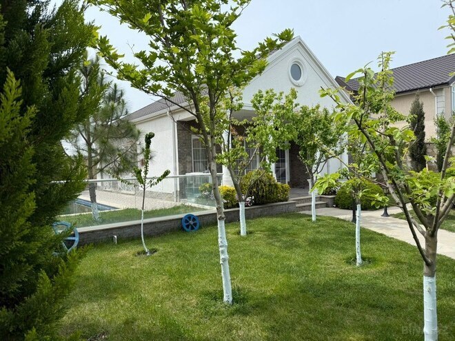 4 otaqlı həyət evi/bağ evi - Mərdəkan q. - 200 m² (1)