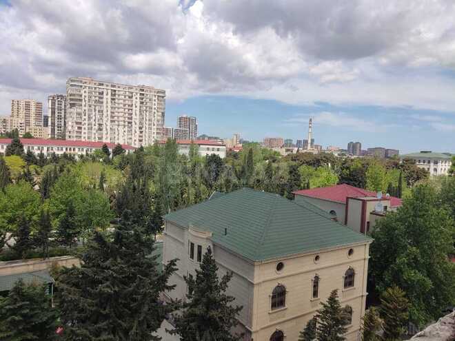 5 otaqlı köhnə tikili - 8 Noyabr m. - 95.7 m² (2)