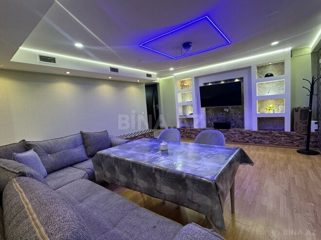 Obyekt - Neftçilər m. - 196 m² (12)
