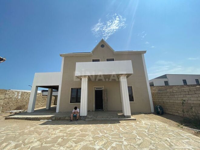 5 otaqlı həyət evi/bağ evi - Şüvəlan q. - 135 m² (1)