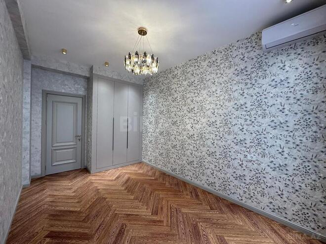 3-комн. новостройка - м. 28 мая - 139 м² (11)