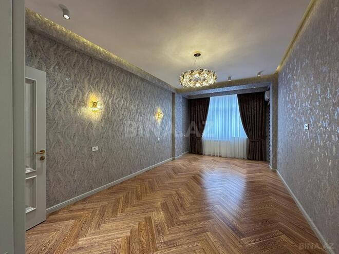 3-комн. новостройка - м. 28 мая - 139 м² (6)