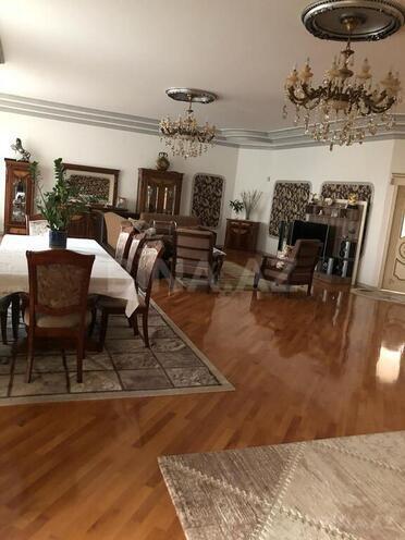 10 otaqlı həyət evi/bağ evi - Atyalı q. - 800 m² (19)