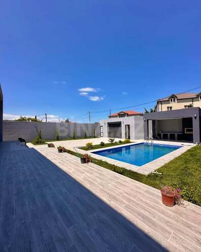 4 otaqlı həyət evi/bağ evi - Şüvəlan q. - 180 m² (3)