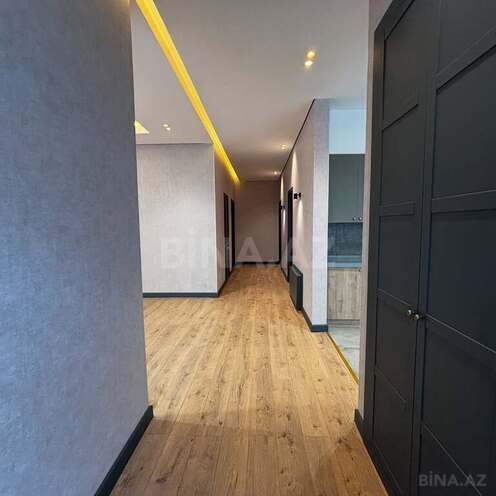 4 otaqlı həyət evi/bağ evi - Şüvəlan q. - 180 m² (8)