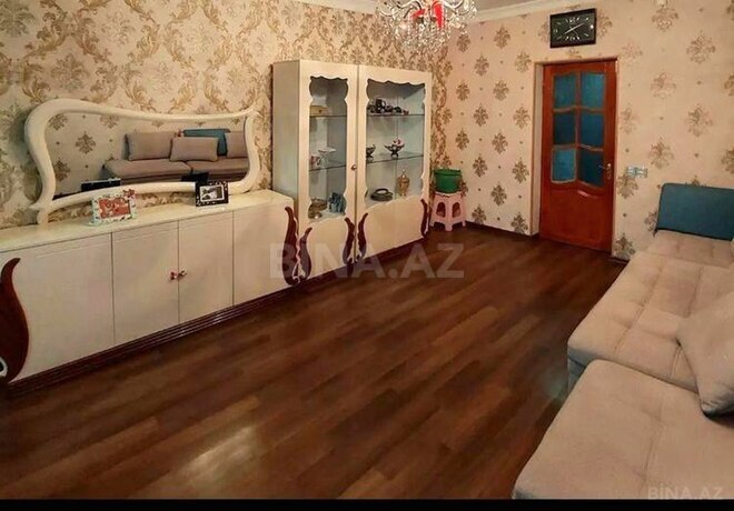 Продаётся 3-комн. вторичка 70 м², м. Нефтчиляр, photo 5 from 17