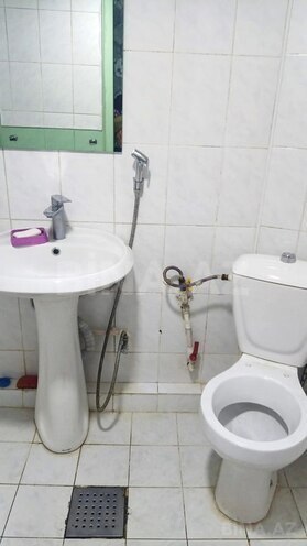 Продаётся 3-комн. вторичка 70 м², м. Нефтчиляр, photo 13 from 17