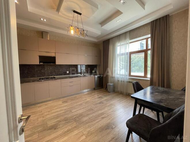 3-комн. дом/дача - пос. Бадамдар - 280 м² (5)
