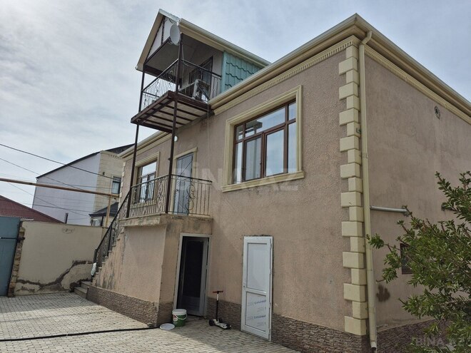 3-комн. дом/дача - пос. Бадамдар - 280 м² (1)
