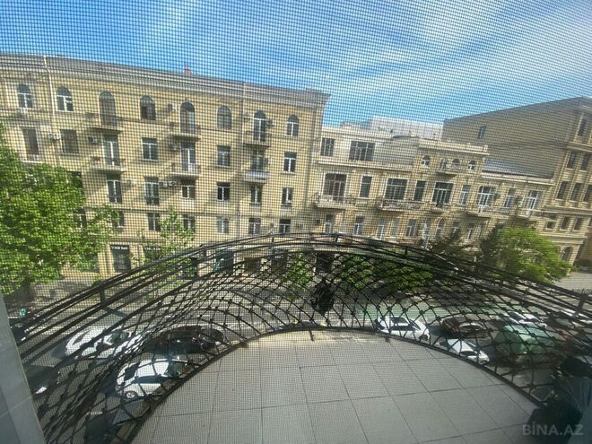5-комн. вторичка - м. 28 мая - 210 м² (3)