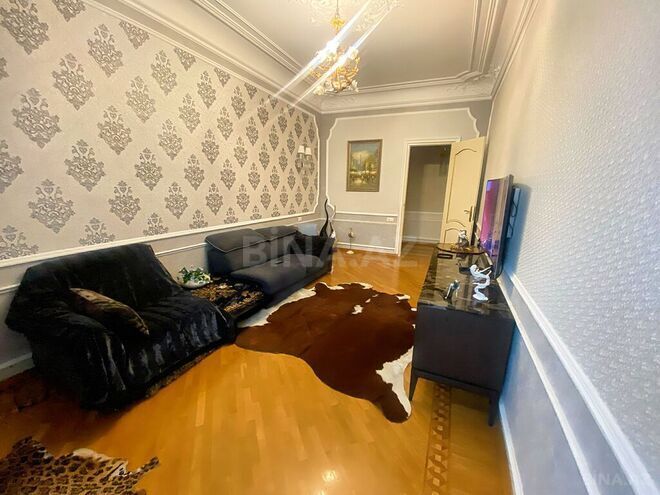 5-комн. вторичка - м. 28 мая - 210 м² (17)