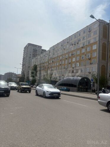 3 otaqlı köhnə tikili - 8 Noyabr m. - 80 m² (1)