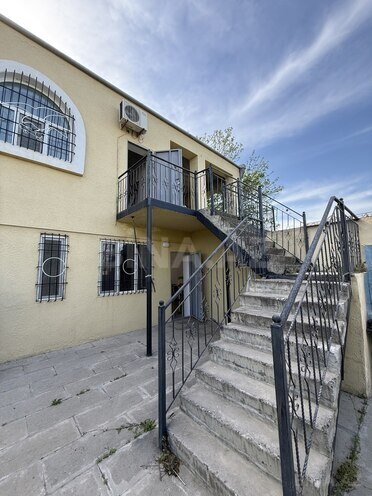 7 otaqlı həyət evi/bağ evi - Novxanı q. - 148 m² (2)